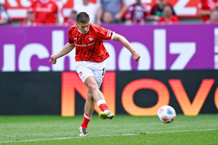 1. FC Kaiserslautern - Darmstadt 98 Tobias Raschl wechselt vom 1. FC Kaiserslautern zu Preußen Münster. (Archivbild)