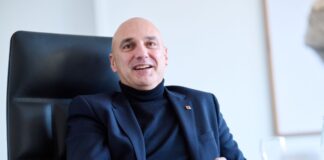 Dortmunder OB Kalouti: Bildung ist von zentraler Bedeutung Sicherheit, Wirtschaft und Bildung gehören zu den Schwerpunkten des Rathauschefs.