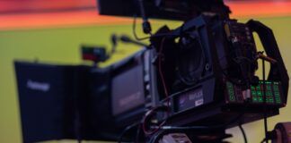 Studie: NRW ist Spitzenreiter in der TV-Produktionsbranche «Kamera ab!» Es wird gedreht - wie hier bei einer Produktion für RTL in Köln.