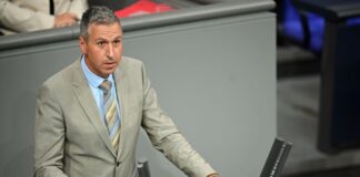 Doppelspitze will NRW-AfD-Chef Vincentz herausfordern Der AfD-Bundestagsabgeordnete Christian Zaum will mit Fabian Jacobi als Doppelspitze den NRW-Landesverband führen. (Archivbild)