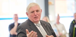 Laumann: «Deutsche sind nicht faul» Laumann fordert: ein bisschen mehr Fingerspitzengefühl, bitte. (Archivfoto)