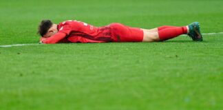 Schuster leidet mit Rosenfelder: «Für Kopf nicht einfach» Die nächste Zwangspause: Max Rosenfelder fällt mit einer Oberschenkelverletzung erneut aus. (Archivbild)