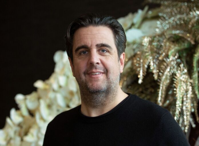 Bastian Pastewka Bastian Pastewka zeigt sich besorgt über den globalen Zustand der Demokratie. (Archivbild)