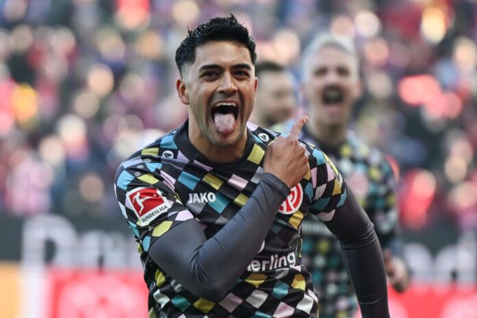 FSV Mainz 05 - FC Augsburg Nadiem Amiri hofft mit dem FSV Mainz 05 auf einen Sieg bei Borussia Dortmund. (Archivbild)