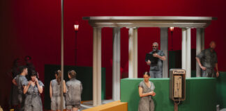 Programm für Frauen im März am Schauspiel Essen Eine Szene aus dem Bühnenstück. Foto: Maximilian Borchardt