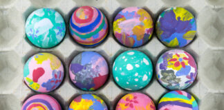 Tipps rund ums Osterei: Kaufen, lagern, färben, ersetzen Bunte Eier gehören zum Osterbrauch dazu. Foto: VZ NRW/adpic