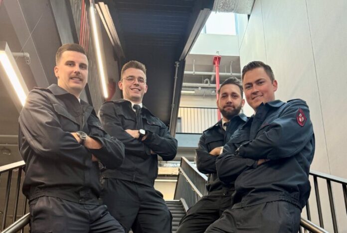 (c) Feuerwehr Ratingen Vier neue Notfallsanitäter gibt es jetzt bei det Feuerwehr. Foto: Feuerwehr Ratingen