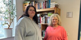 Mettmann hat eine neue „Inklusionsbegleiterin“ Mettmanns neue Behindertenbeauftragte Maren Welsing (l.) und Sozialamtsleiterin Anja Karp. Foto: Kreisstadt Mettmann