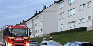 Feuerwehreinsatz in Wülfrath: Balkonbrand in Wohnhaus Die Feuerwehr rückte zur Kastanienallee aus. Foto: FW Wülfrath