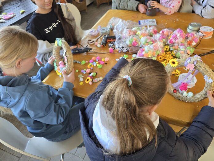 Osterbasteln 1 Bild vom Osterbasteln im letzten Jahr, Bild: Alexander Heinz