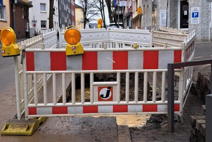 WSW-Trinkwasserleitung-Weststraße-Kieselstraße Die Baustelle auf der Weststraße/Ecke Kieselstraße. Foto: WSW