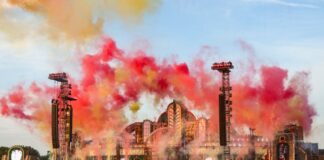 Die Festivalsaison in NRW rückt näher Das Parookaville zählt zu den größten elektronischen Musikfestivals in Europa. (Archivbild)