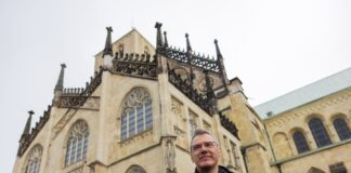 Münster bekommt mit Wilmer fortschrittlichen Bischof Heiner Wilmer wird ab Sommer neuer Bischof in Münster. Am Donnerstag wurde er im Dom vorgestellt.