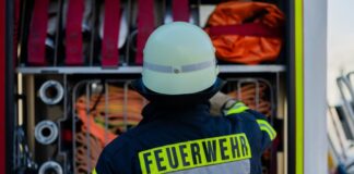 Förderband brennt in Tagebaubetrieb – zwei Verletzte Bei einem Feuer in einem Bergbaubetrieb in Grevenbroich sind zwei Mitarbeiter leicht verletzt worden. (Symbolbild)