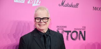 Herbert Grönemeyer schlüpft ins Hasenkostüm Grönemeyer feiert am 12. April runden Geburtstag.(Archivbild)