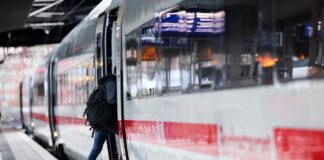 Oberleitung in Hamburg repariert – Strecke wieder frei Zugreisende müssen sich auf Ausfälle und Verspätungen im Zugverkehr um Hamburg einstellen. (Symbolbild)