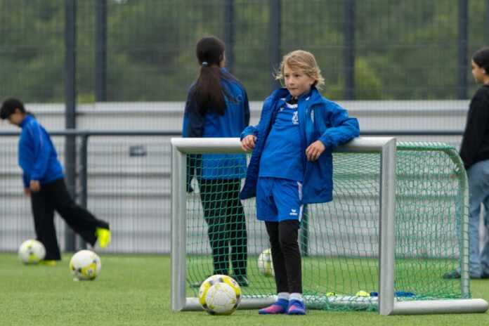 Der Mädchen-Fußballtag findet auf dem Sportplatz "Am Berg" statt. Foto: SSVg Velbert Der Mädchen-Fußballtag findet auf dem Sportplatz "Am Berg" statt. Foto: SSVg Velbert