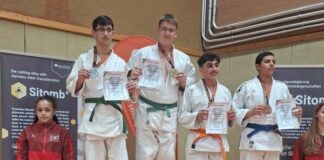 Wülfrather Einigkeit-Judoka erkämpft Gold in Velbert Sam Wiederhöft (3. v.r.) hat in Velbert Gold geholt. Foto: TSV Einigkeit/privat