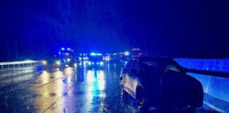 Feuerwehr: Unfall auf der A3 bei Ratingen Die Einsatzstelle auf der A3 bei Ratingen. Foto: Feuerwehr Ratingen