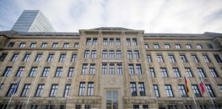 Das Gebäude der Staatskanzlei wurde aufwendig saniert, inzwischen sind die Arbeiten abgeschlossen (Archivbild)