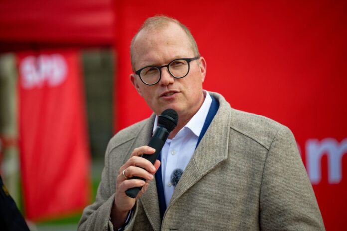 NRW-SPD-Spitzenkandidat Jochen Ott Der designierte NRW-SPD-Spitzenkandidat Jochen Ott (SPD) bei einem Pressetermin in Düsseldorf (Archivbild)