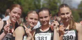 von l.n.r.: Sina Dahmen; Marie Hensel; Mara Lietz und Elea Jobst Foto: Dirk Gantenberg