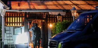 1.200 Polizisten sind bei der Razzia im Einsatz. 