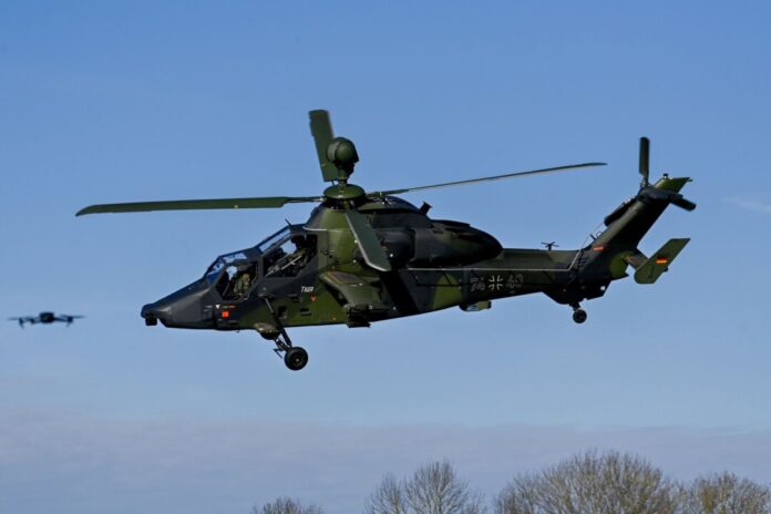 Beginn der militärischen Übung "Wettiner Schwert 2024" Bei den Übungen werden Kampfhubschrauber nachts im Tiefflug unterwegs sein. (Archivbild)