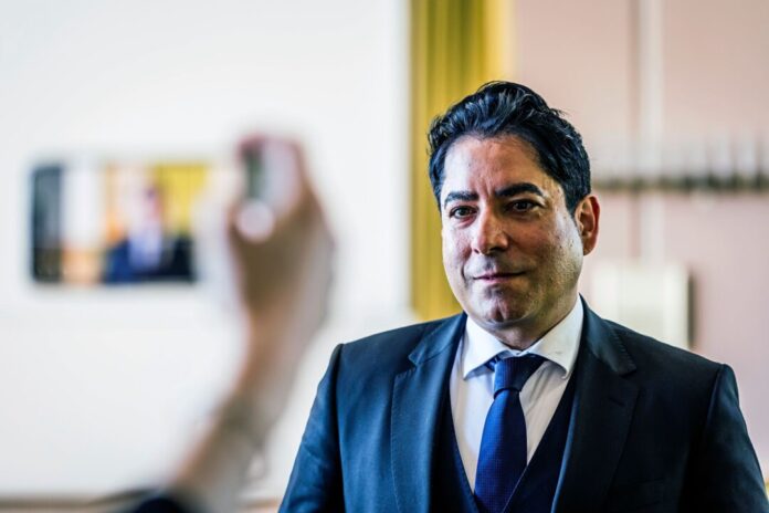 Europaweit erste Islamisch-Theologische Fakultät in Münster Prof. Mouhanad Khorchide ist Gründungsdekan einer neuen Fakultät an der Uni Münster.