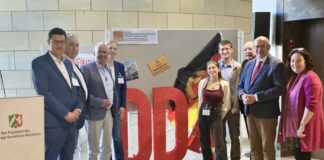 Martin Sträßer bei der Eröffnung. Foto: Büro Sträßer