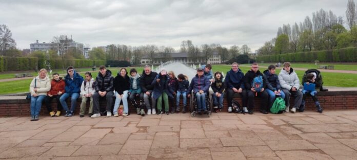 Gruppenbild Die Ausflugsgruppe unterwegs. Foto: Lebenshilfe