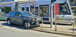 Ein Blick auf die Einsatzstelle in Ratingen-Mitte. Foto: Feuerwehr Ratingen