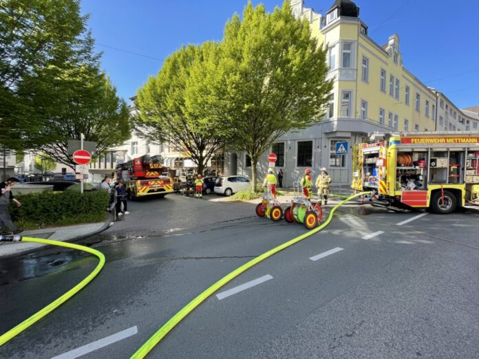 Bild Dir Mettmannet Feuerwehr im Einsatz. Foto: FW Mettmann