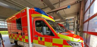 Ein Rettungswagen (RTW) in der Wagenhalle der Wache Laubacher Straße. Foto: Kreisstadt Mettmann