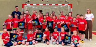 Geschenke im TBW-Handball-Camp