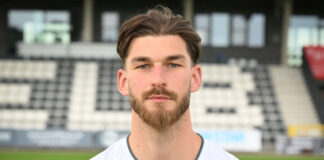 SSVg Velbert verlängert mit Duschke und Böhm Tristan Duschke. Foto: Mathias Kehren