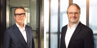 Interview mit Finexity-Vorständen: „Jetzt kann jeder in Private Markets investieren“ Im Gespräch: Paul Huelsmann, Vorstandsvorsitzender FINEXITY; und Michael Ost, stellvertretender Vorstandsvorsitzender FINEXITY. Fotos: FINEXITY