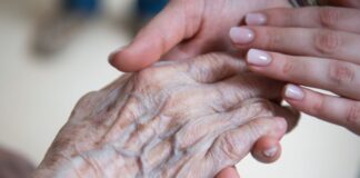 Demenz häufigste Todesursache bei über 80-Jährigen in NRW Zwei Drittel der Demenz-Toten über 80 sind Frauen. (Symbolbild)