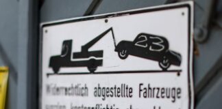 Gericht: Abschleppkosten in NRW derzeit rechtswidrig In NRW dürfen nach aktueller Rechtslage keine Abschleppkosten berechnet werden (Archivbild).
