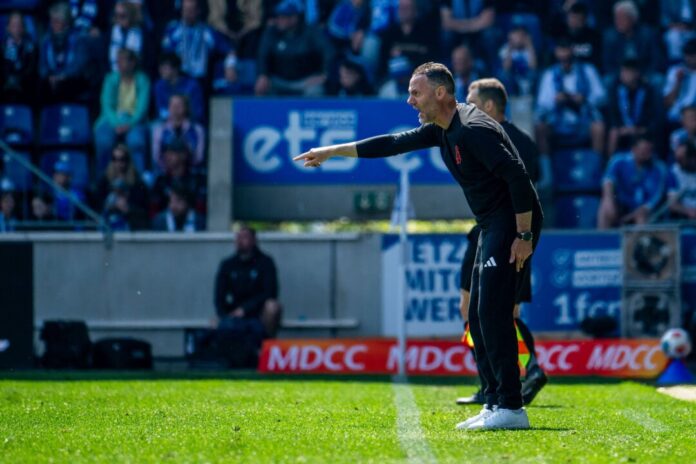 1. FC Magdeburg - Fortuna Düsseldorf Fortuna Düsseldorfs neuer Trainer Alexander sieht noch viel Verbesserungspotenzial.