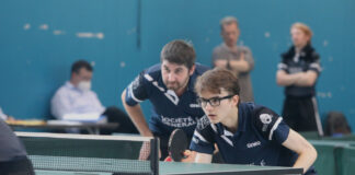 Tischtennis: Gute Leistung reicht Unionern nicht zum Punktgewinn Karl Walter, der sein Einzel gewinnen konnte, hier an der Seite von Adrian Dodean im Doppel. Foto: SV Union Velbert