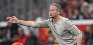 Trainer Kasper Hjulmand will mit Bayer Leverkusen in die Champions League. (Archivbild)