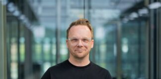 Komiker Ralf Schmitz würde sich ein olympisches Feuer in Köln sehr gerne anschauen. (Archivfoto)