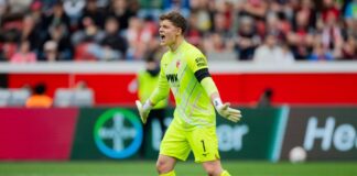 WM-Ticket für Dahmen? Trainer Baum plädiert für Nominierung Zeigte gegen Bayer Leverkusen zahlreiche starke Paraden: Augsburgs Torhüter Finn Dahmen.