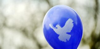 Friedensaktivisten sehen neue Antikriegsgeneration Beim Ostermarsch Rhein-Ruhr haben Friedensaktivisten zur Wehrdienstverweigerung aufgerufen. (Symbolbild)