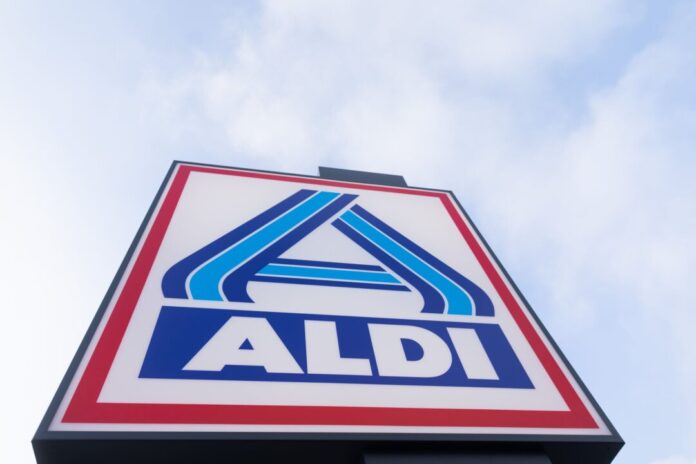 Aldi Nord Aldi Nord hat in Europa insgesamt mehr als 5.500 Filialen, die meisten davon in Deutschland.
