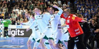 Nach Magdeburg-Patzer: Berlin feiert Pokal-Triumph Die Füchse Berlin haben zum zweiten Mal nach 2014 den DHB-Pokal gewonnen.
