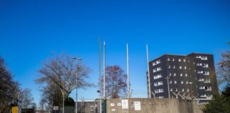 Die Polizeiliegenschaft ist seit Jahren marode und heruntergekommen. (Archivbild)