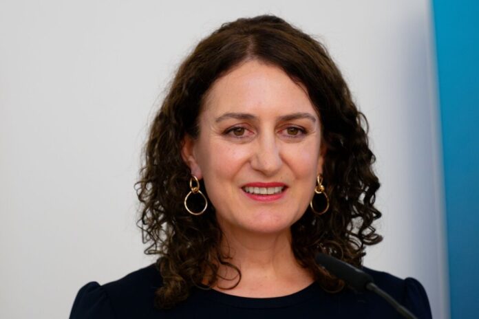 Zukünftige Polizeibeauftragte Die erste unabhängige Polizeibeauftragte in NRW will das Vertrauen zwischen Bürgern und Polizei stärken.