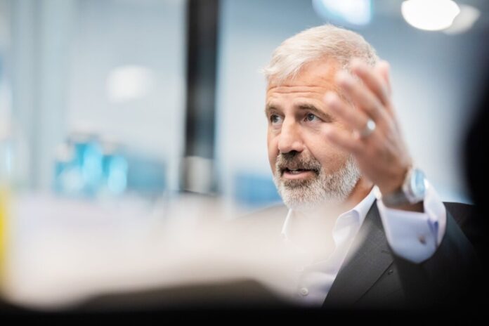 Gea-Chef Stefan Klebert im Newsroom Kein Freund der Entlastungsprämie: Gea-Chef Stefan Klebert.